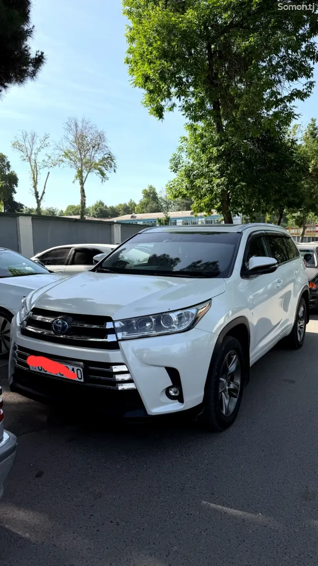 Toyota Highlander 2014 · 3.5 AT