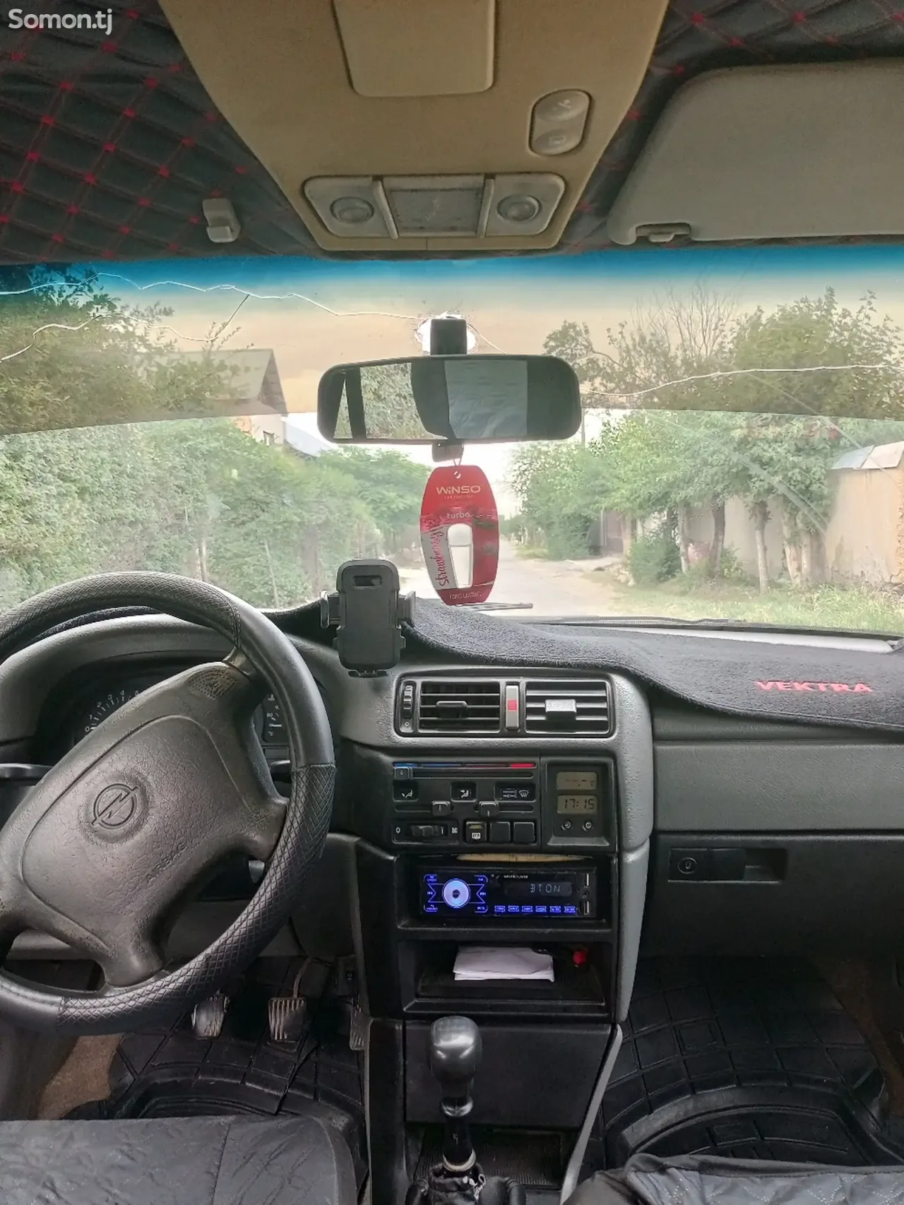 Opel Vectra A 1995 · 1.6 MT