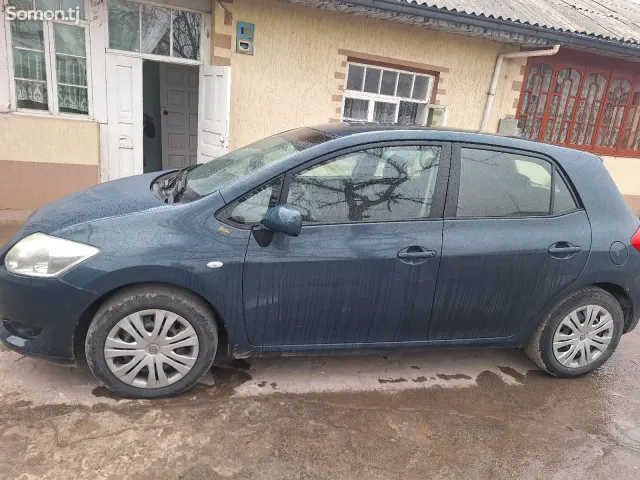 Toyota Auris 2007 · 1.8 MT