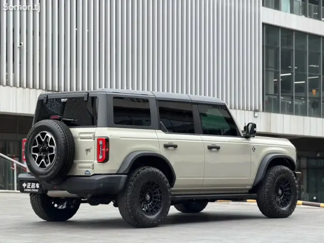 Ford Bronco 2024 · 2.3 AT