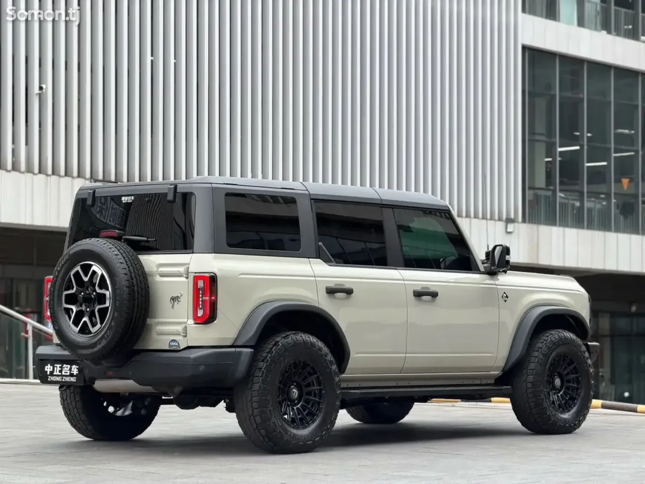 Ford Bronco 2024 · 2.3 AT