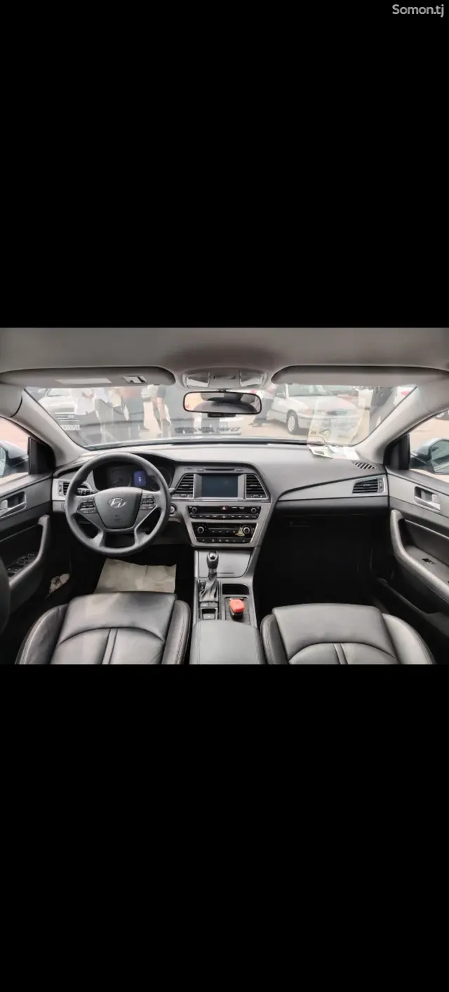 Hyundai Sonata 2015 · 2.0 AT