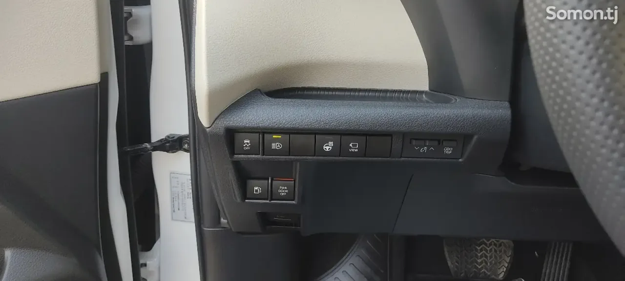Toyota Sienna 2024 · 2.5 AT