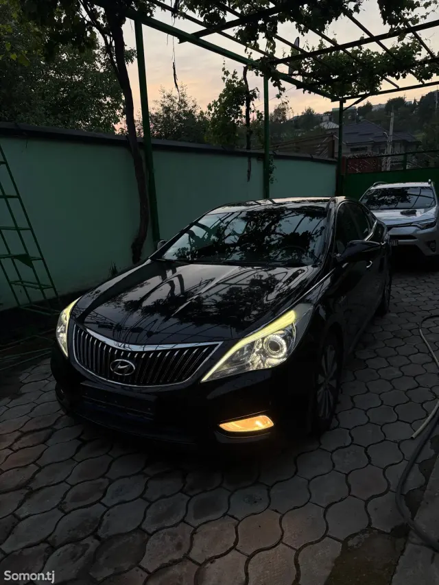 Hyundai Grandeur 2014 · 2.4 AT