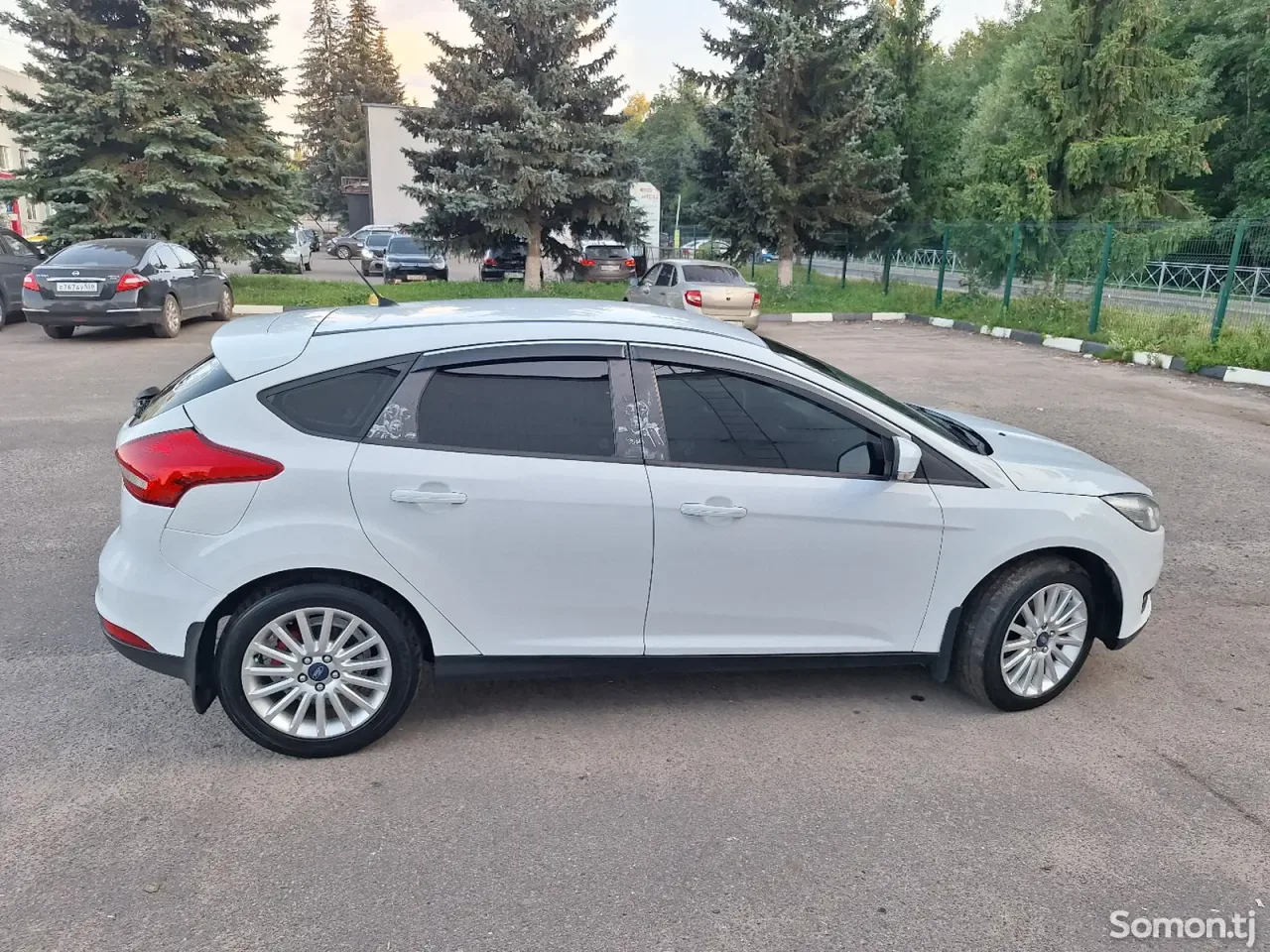 Ford Focus 2016 · 1.6 MT