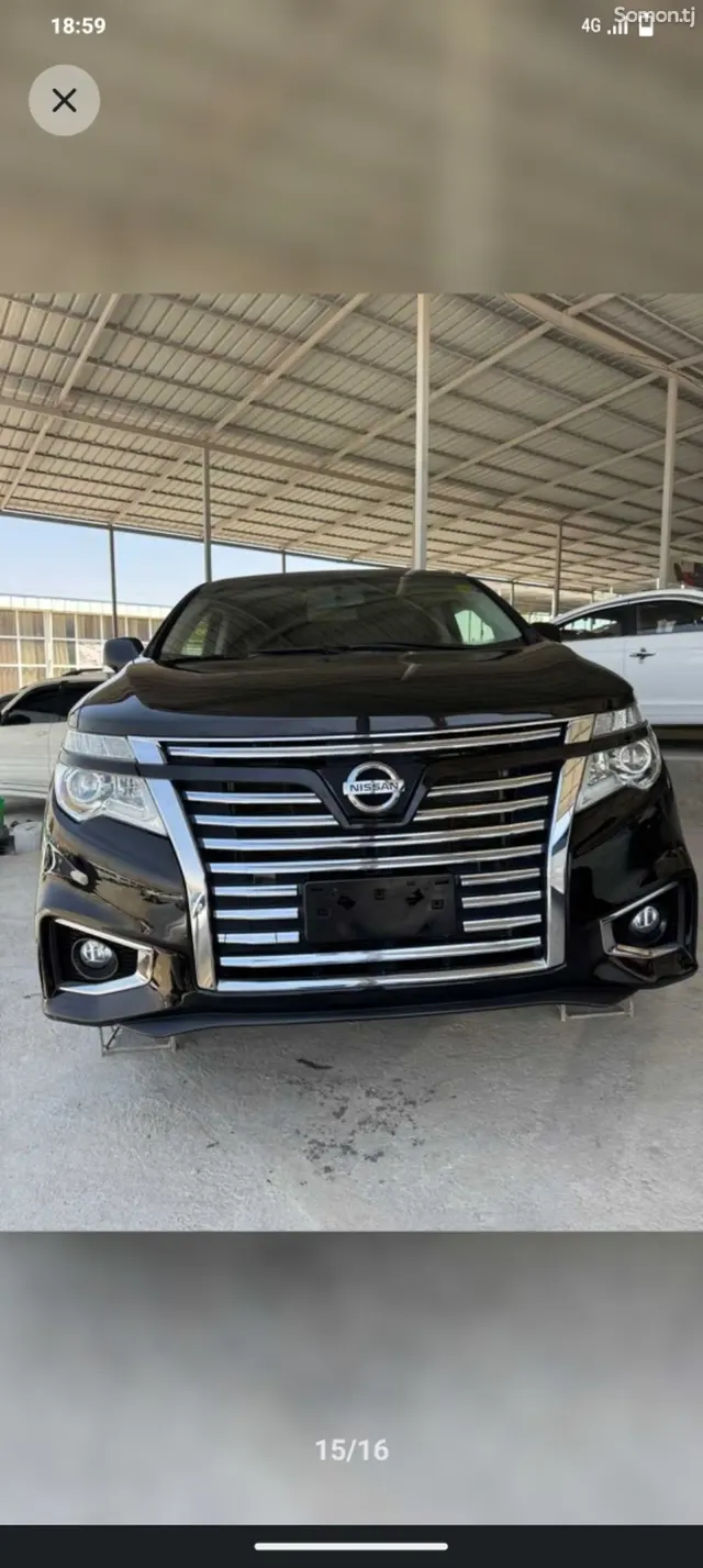 Nissan Elgrand 2015 · 2.5 AT