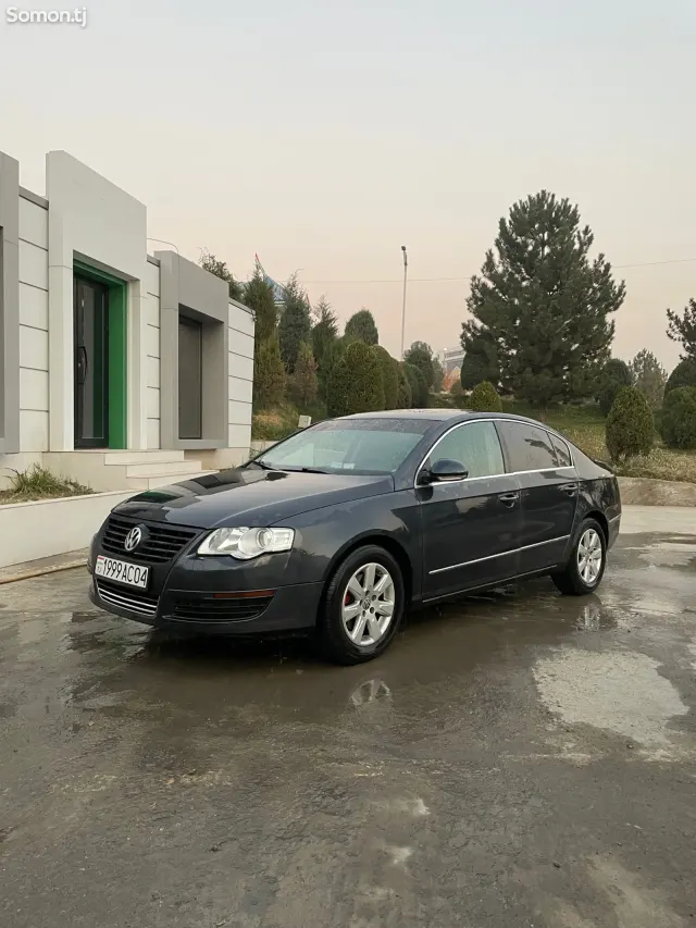 Volkswagen Passat 2006 · 2.0 AT