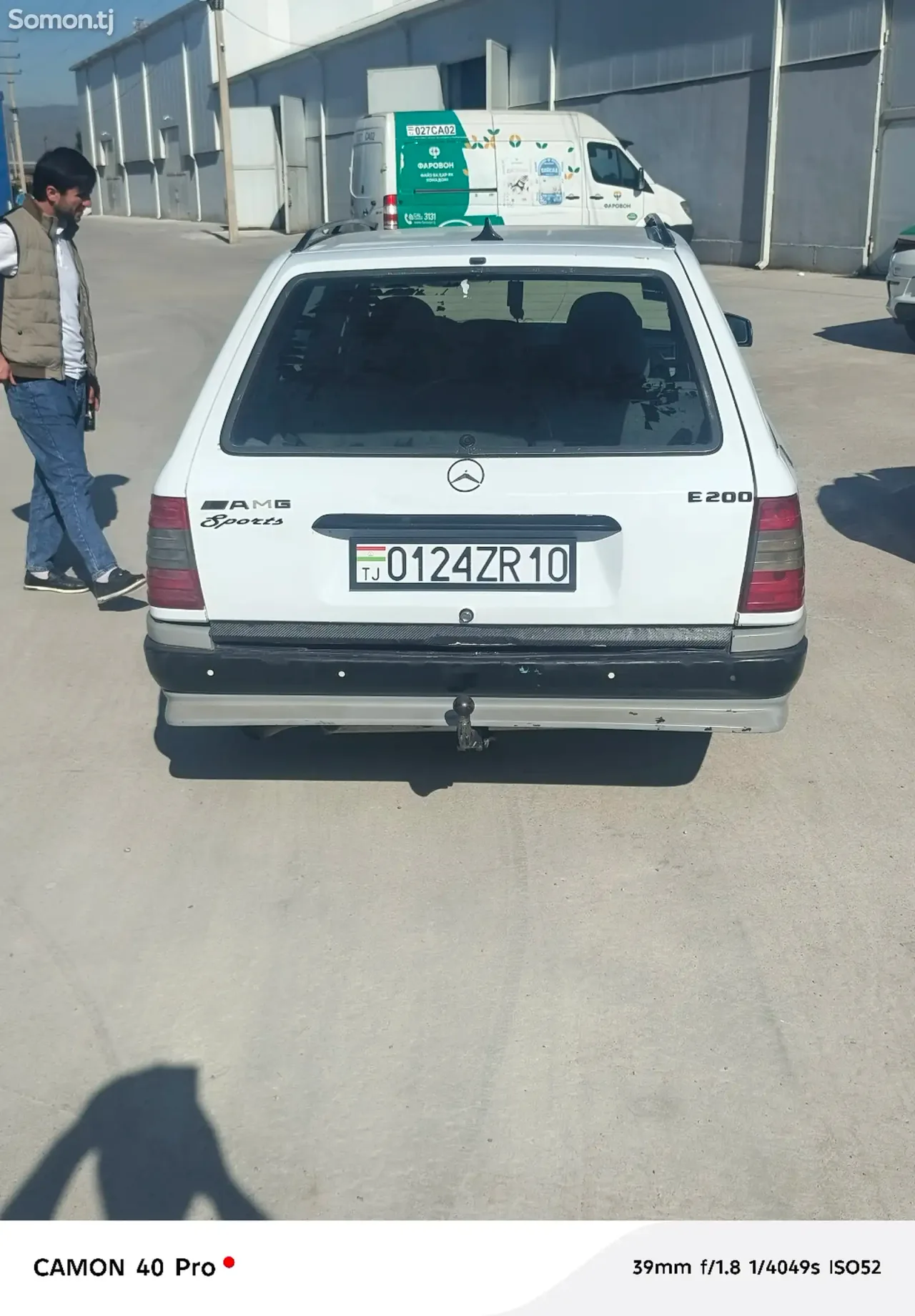 Mercedes-Benz W124 1990 · 2.0 MT