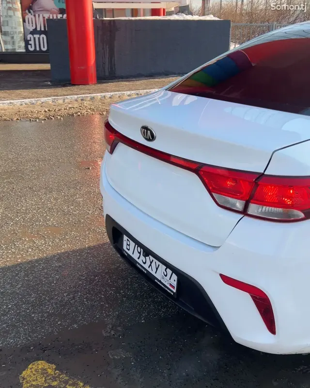 Kia Rio 2018 · 1.4 AT