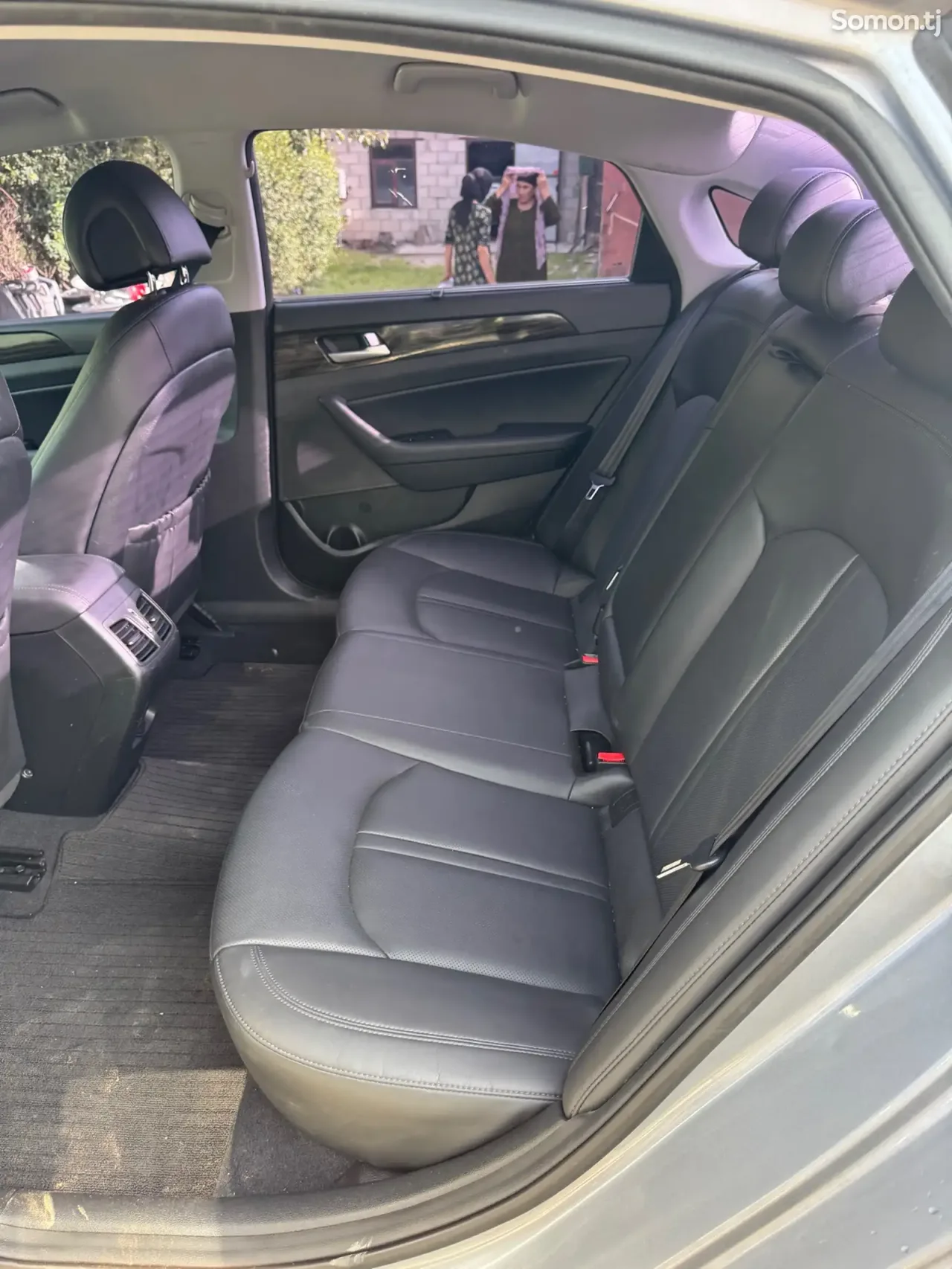 Hyundai Sonata 2015 · 2.0 AT