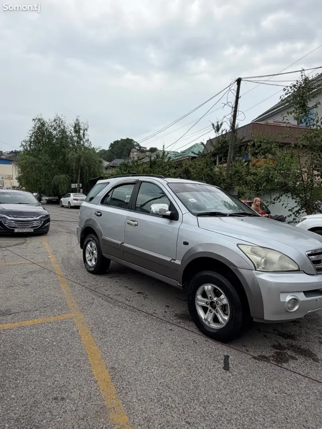 Kia Sorento 2007 · 2.0 MT