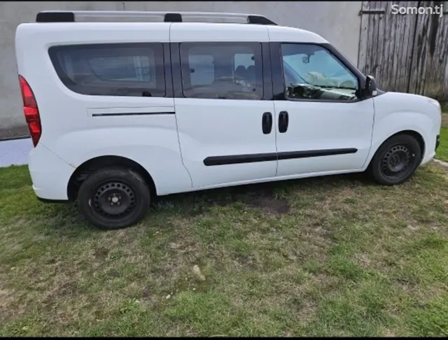 Opel Combo 2014 · 2.0 MT