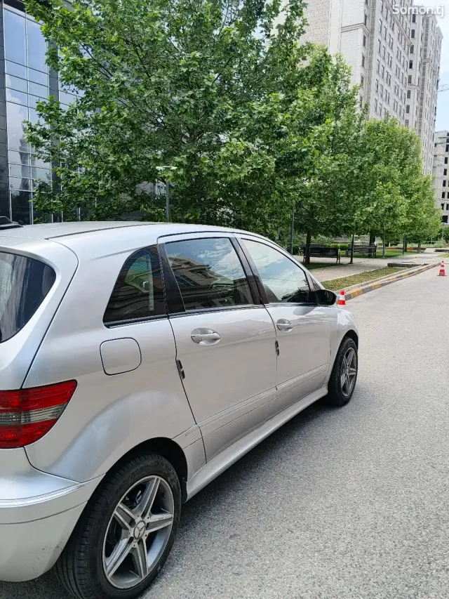 Mercedes-Benz B class 2006 · 1.7 AT