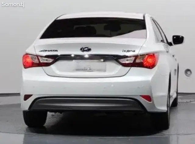 Hyundai Sonata 2014 · 2.0 AT