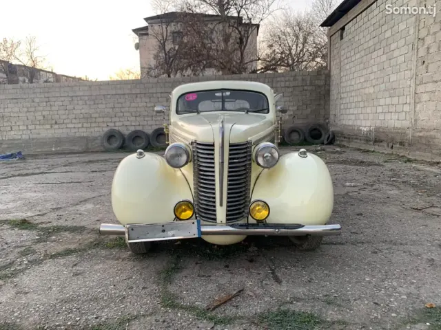 Другие марки Другая модель 1950 · 2.6 MT