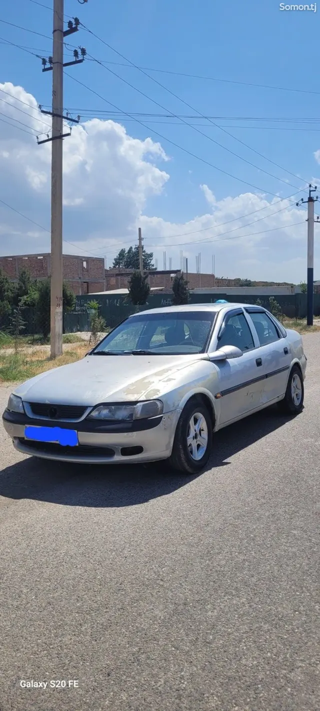 Opel Vectra B 1997 · 1.6 MT