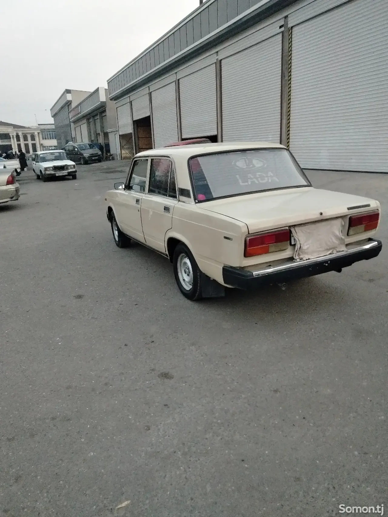Lada (ВАЗ) 2107 1995 · 1.3 MT