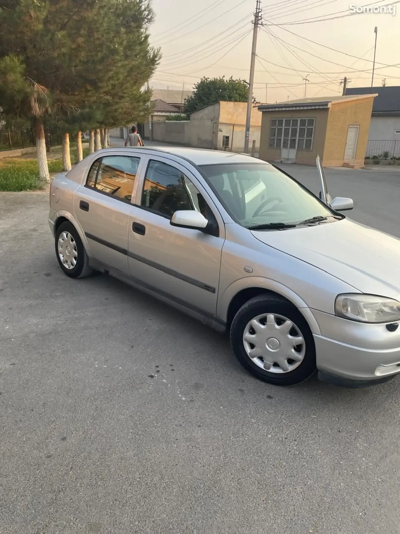 Opel Astra G 1998 · 1.6 MT