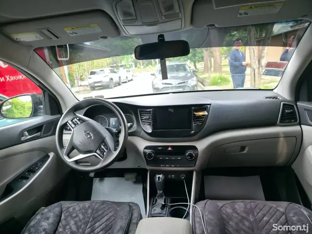 Hyundai Tucson 2017 · 2.0 AT