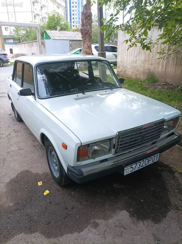 Lada (ВАЗ) 2107 2003 · 1.5 MT