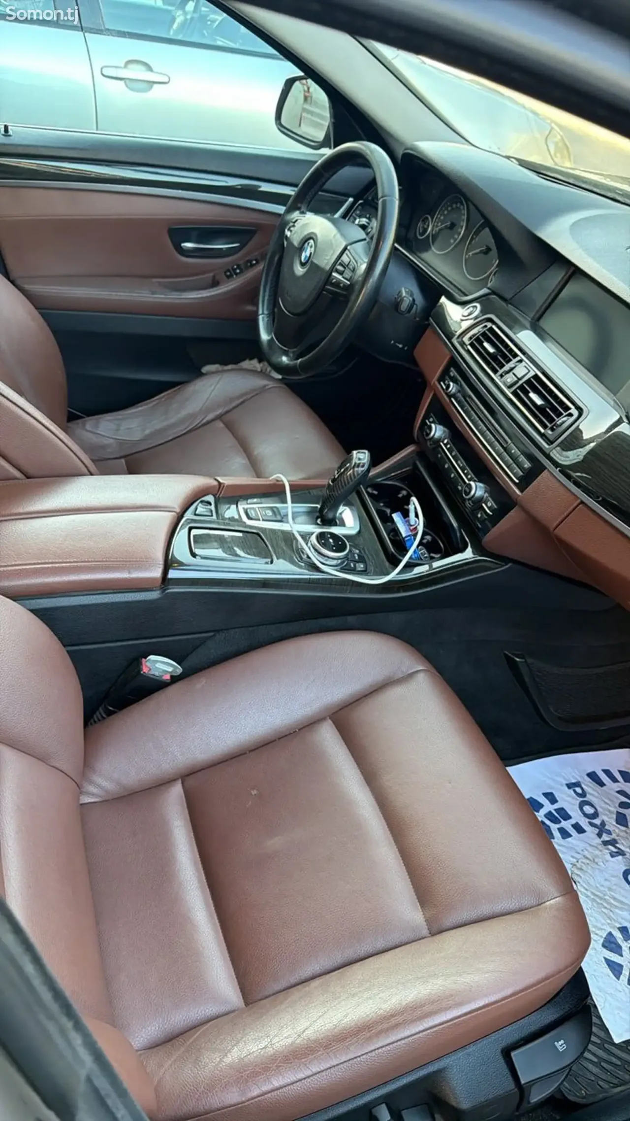 BMW 5 series 2011 · 3.0 AT