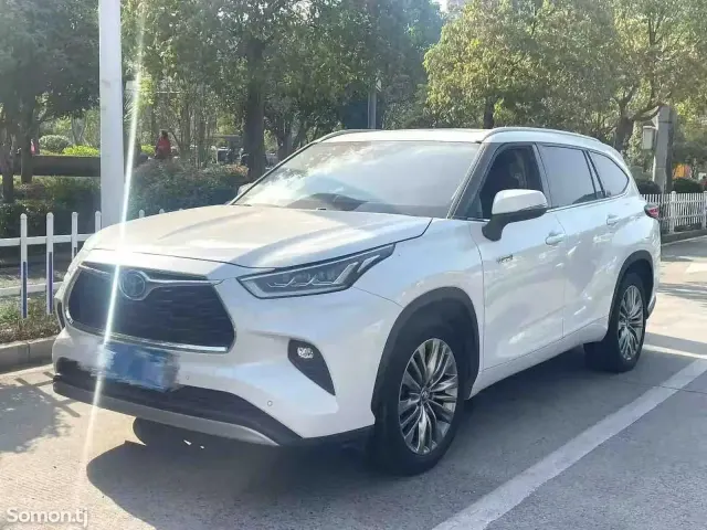 Toyota Highlander 2023 · 2.5 AT
