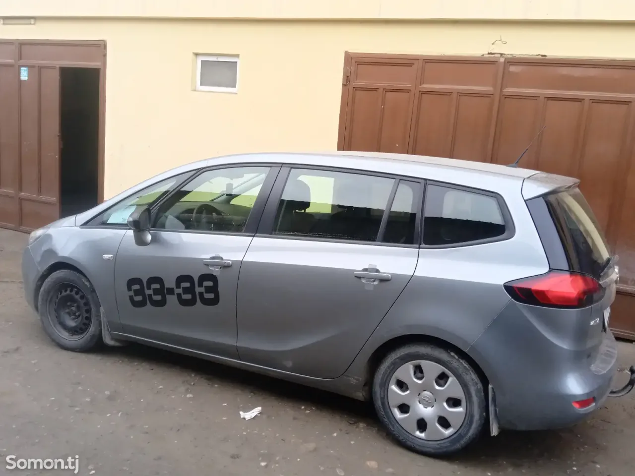 Opel Zafira 2014 · 1.4 MT