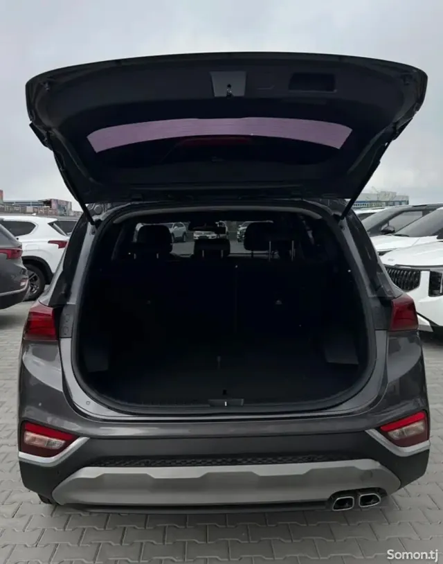 Hyundai Santa Fe 2018 · 2.0 AT