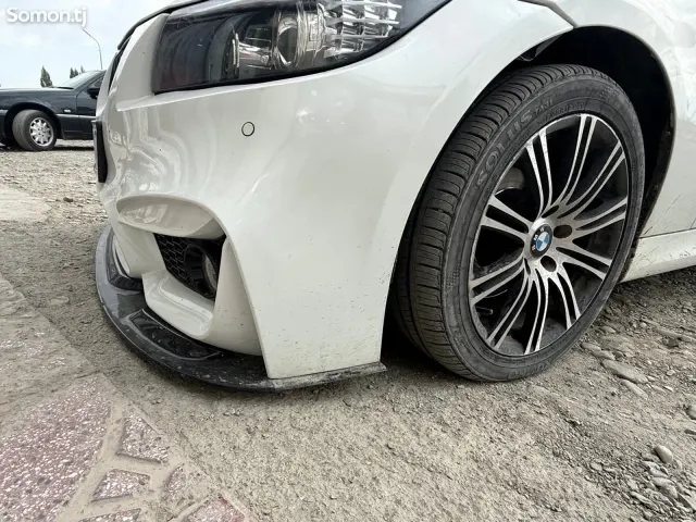 BMW 3 series 2011 · 2.0 AT