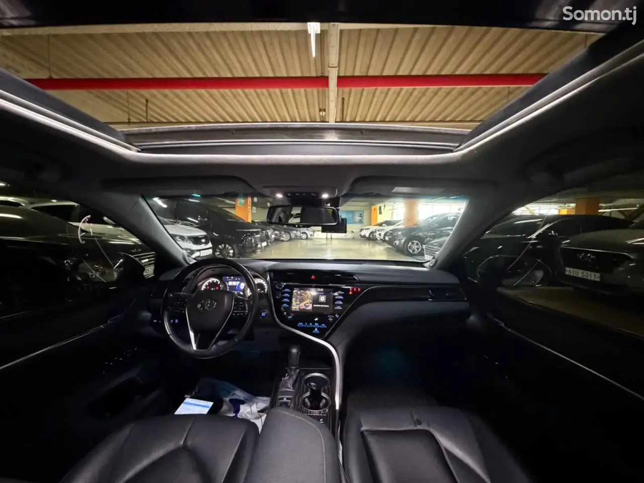 Toyota Camry 2019 · 2.5 AT
