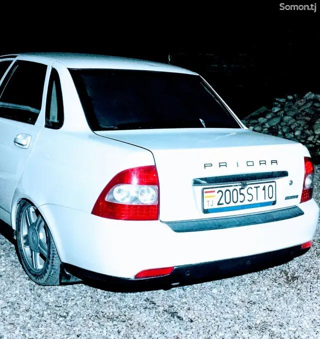 Lada (ВАЗ) Priora 2012 · 1.7 MT