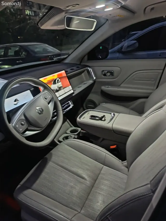 Leapmotor C16 2025 · AT