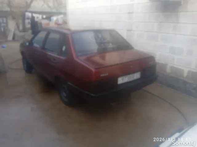 Lada (ВАЗ) 21099 1999 · 1.5 MT