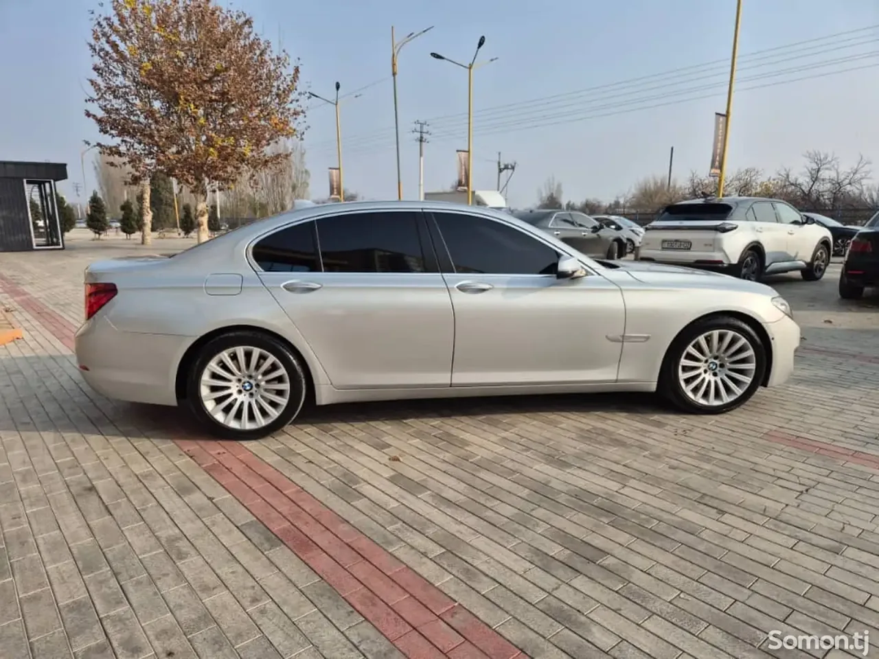 BMW 7 series 2013 · 3.0 AT