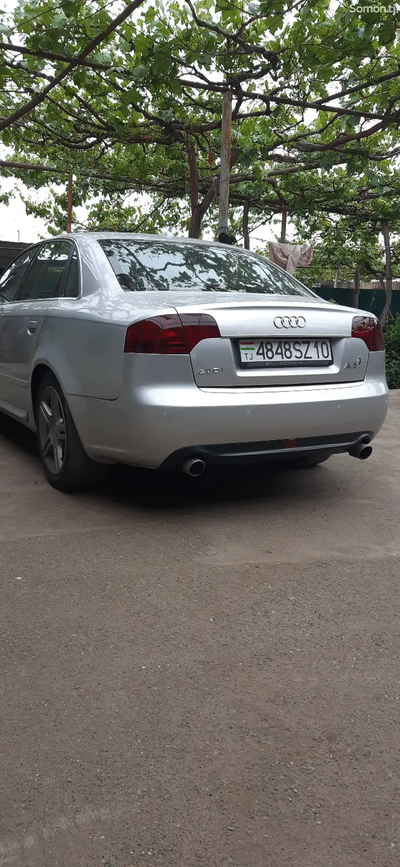Audi A4 2008 · 2.0 MT