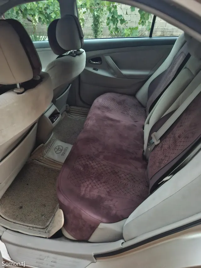 Toyota Camry 2011 · 2.5 AT
