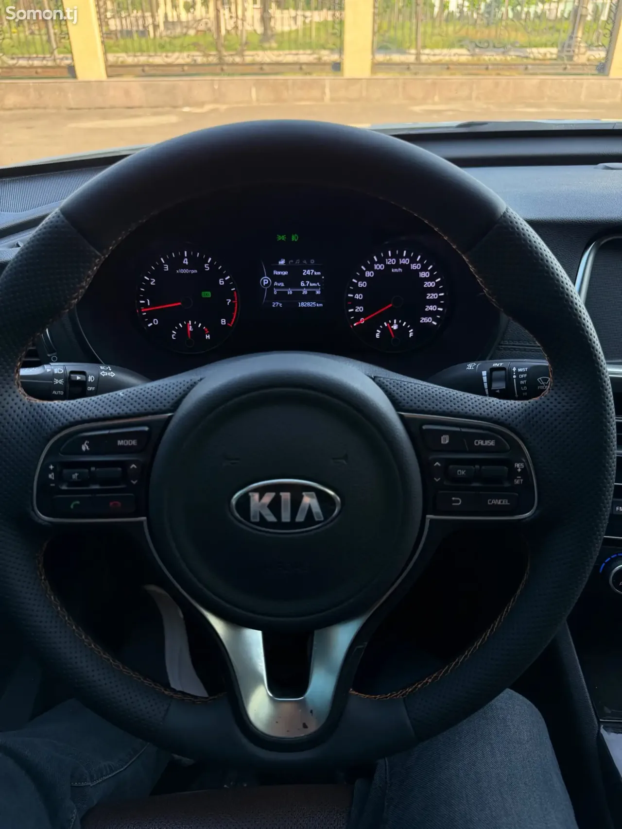 Kia K5 2015 · 2.0 AT