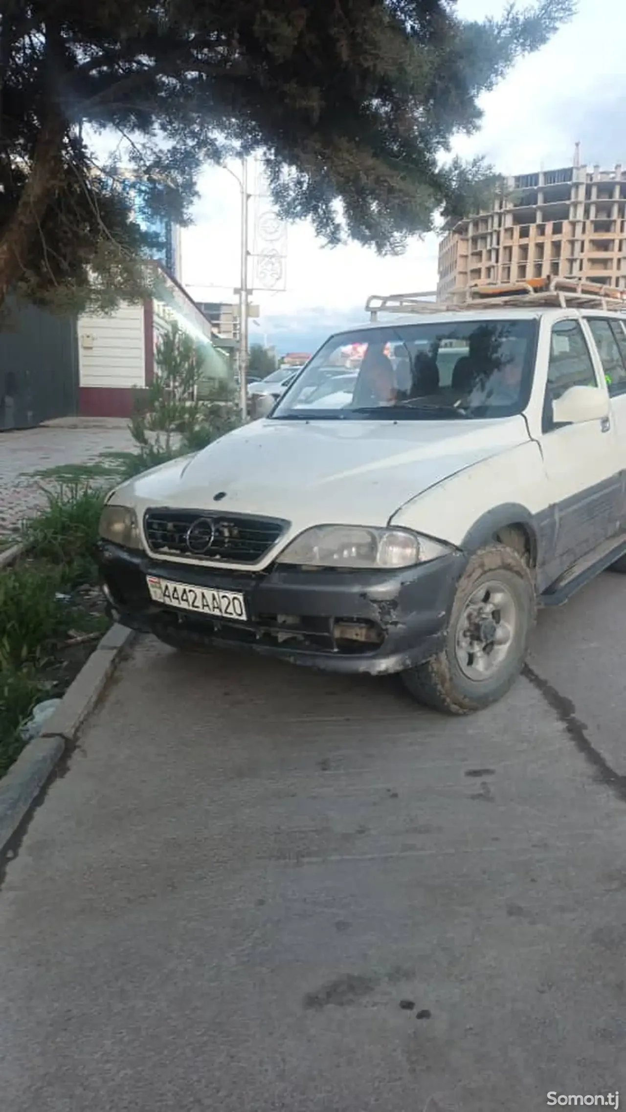 Ssang Yong Musso 2000 · 2.9 MT