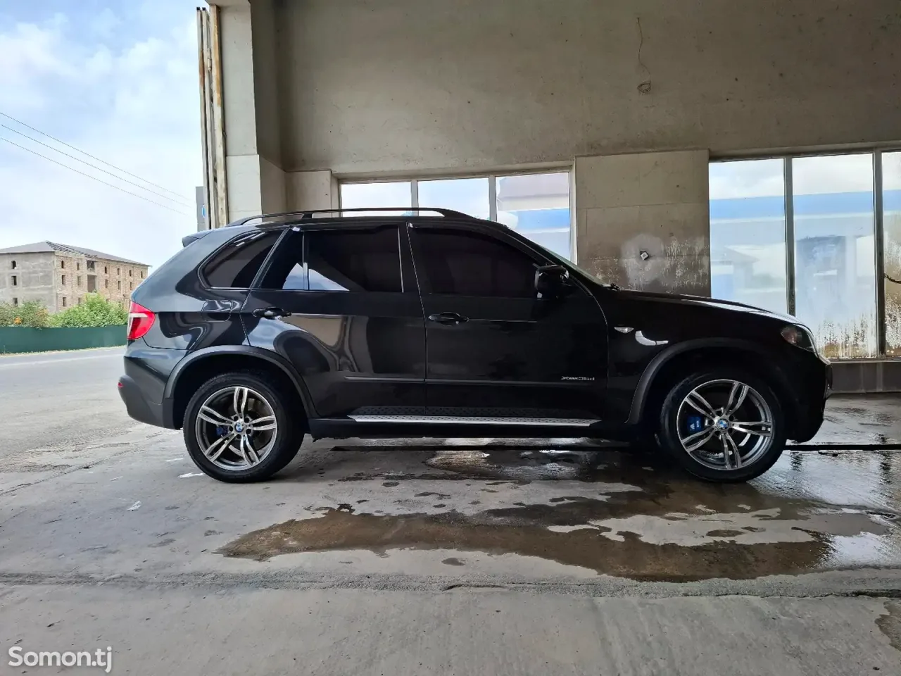 BMW X5 2010 · 3.5 AT