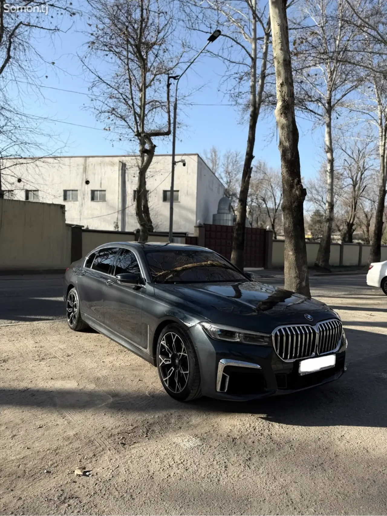 BMW 7 series 2017 · 3.0 AT