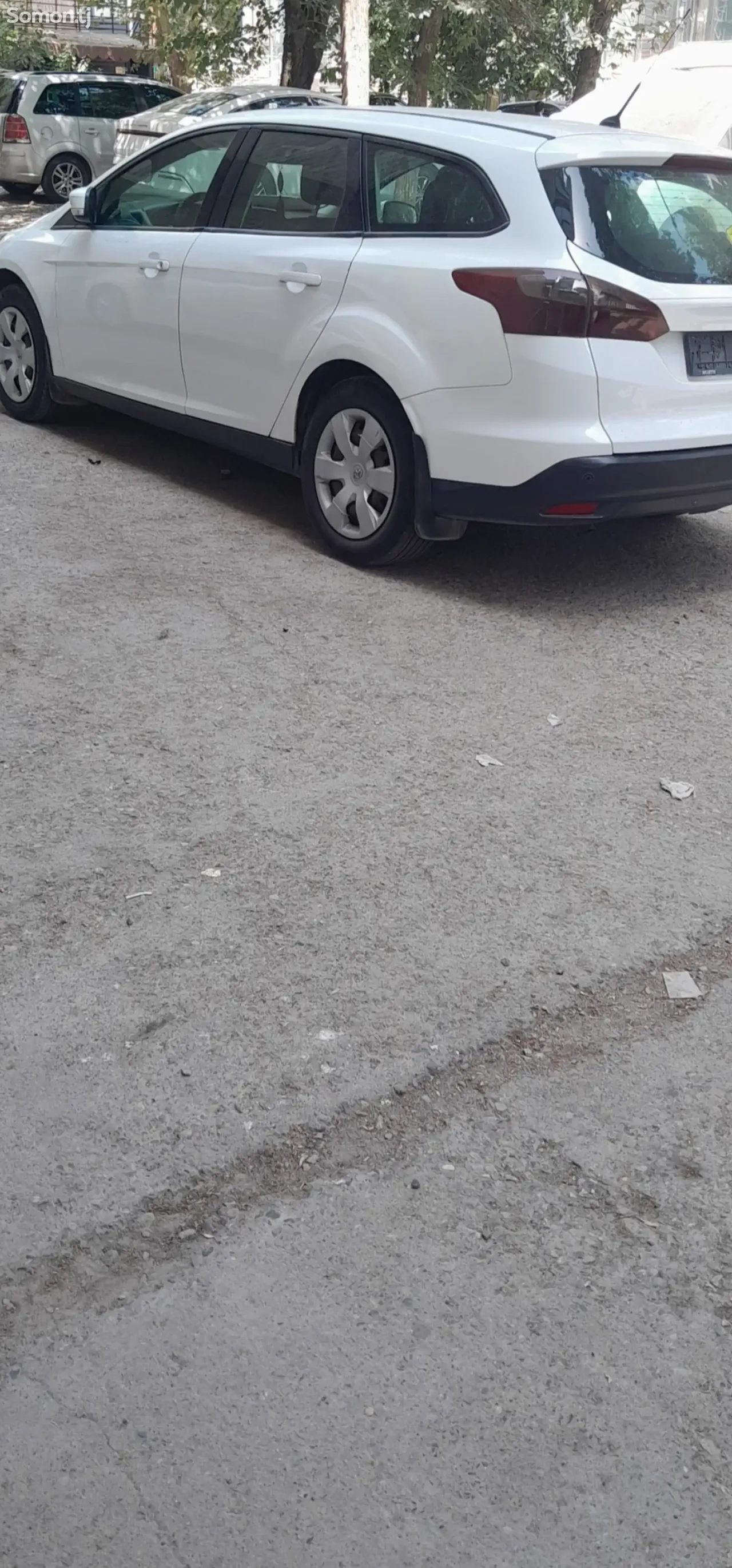 Ford Focus 2013 · MT