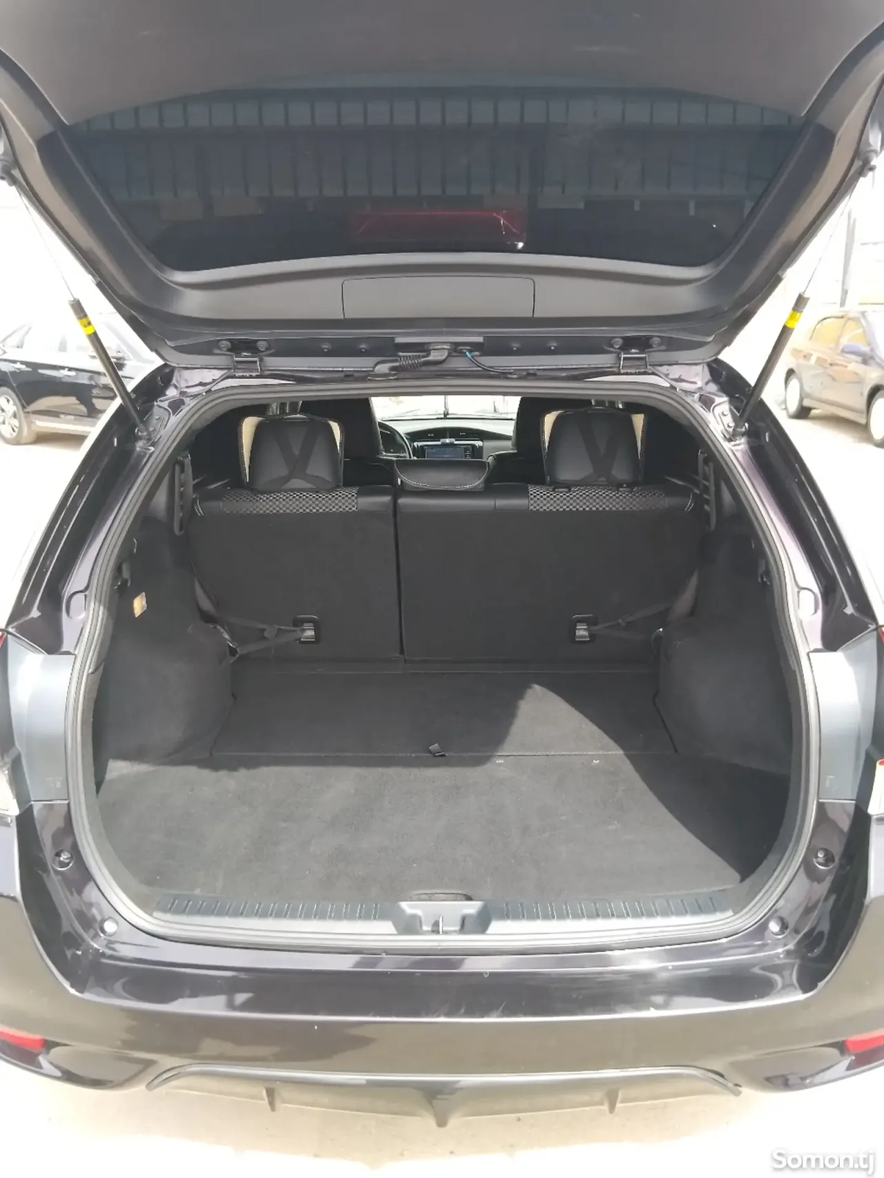Toyota Fielder 2016 · 1.5 AT