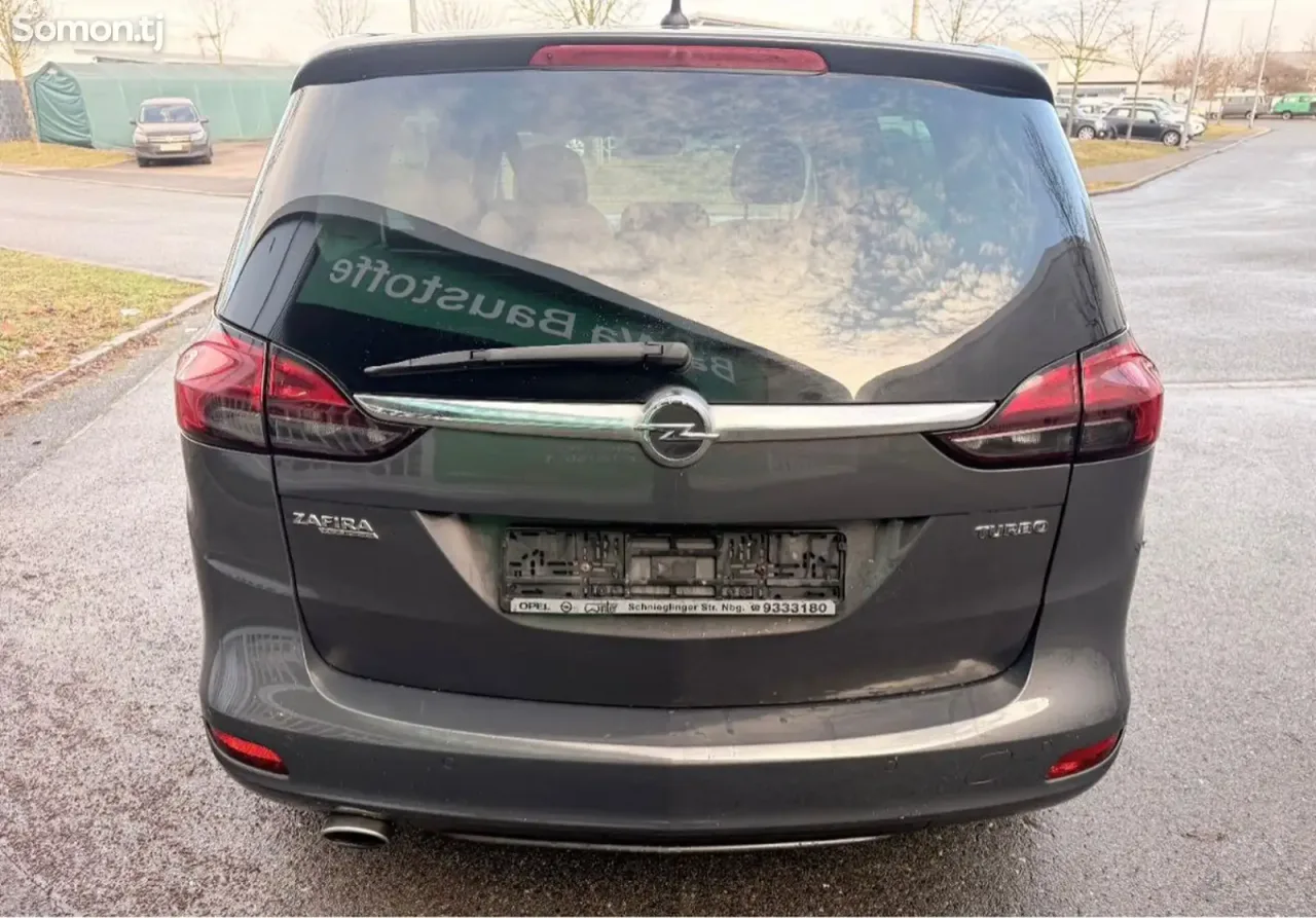 Opel Zafira 2015 · 1.6 AT
