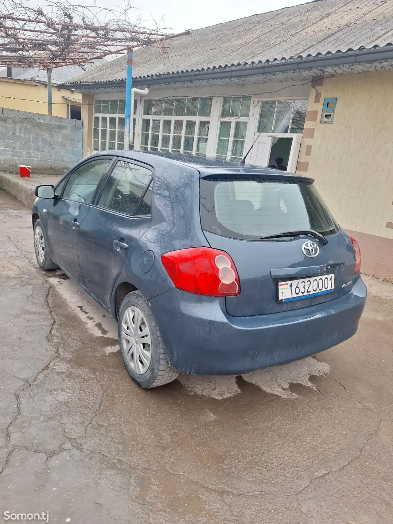 Toyota Auris 2007 · 1.8 MT