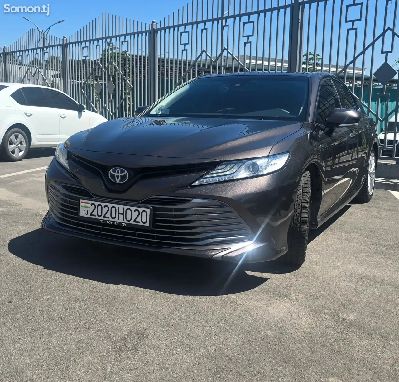 Toyota Camry 2018 · 2.5 AT