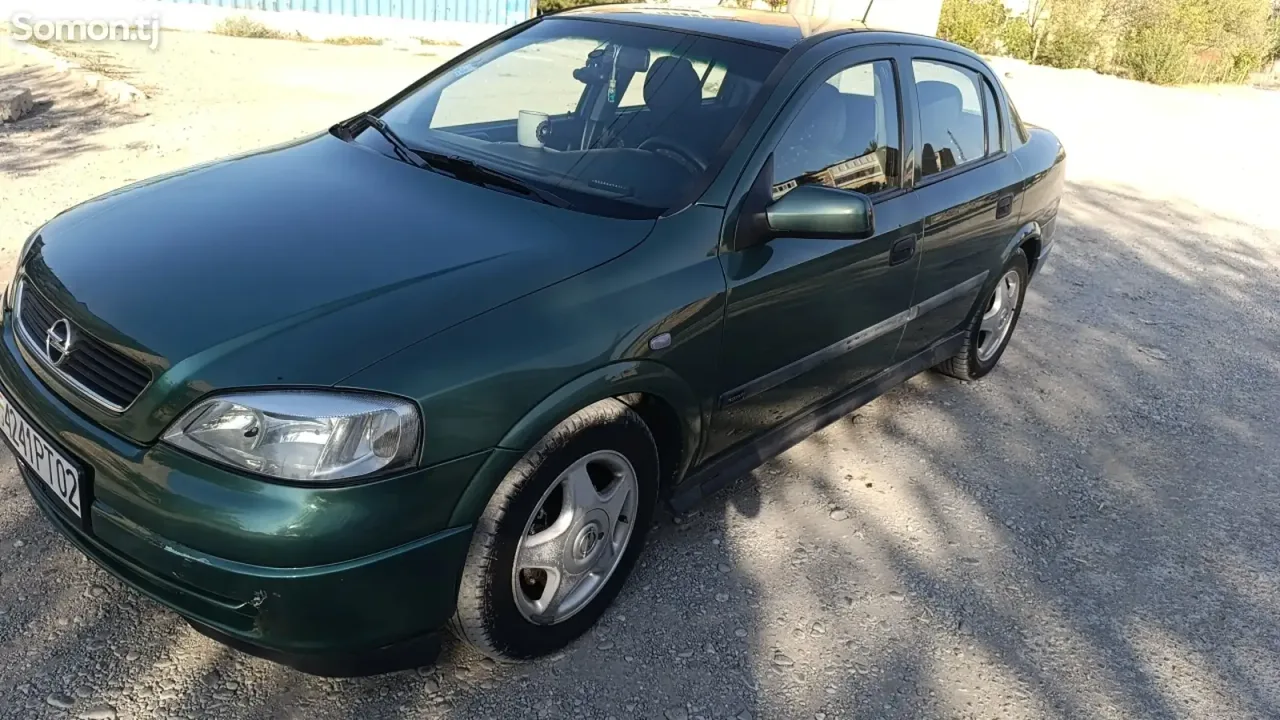 Opel Astra G 1999 · 1.8 AT