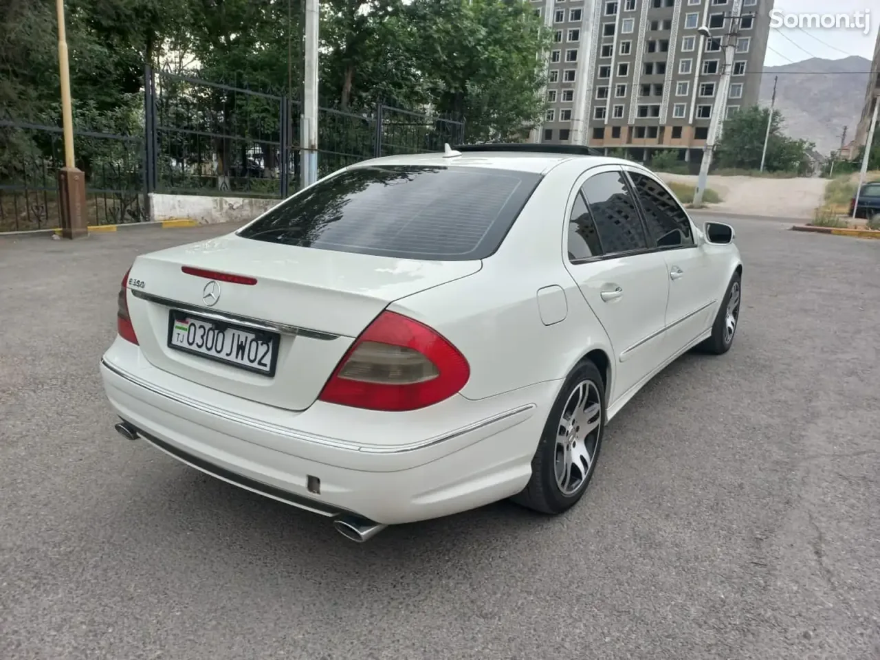 Mercedes-Benz E class 2008 · 3.5 AT