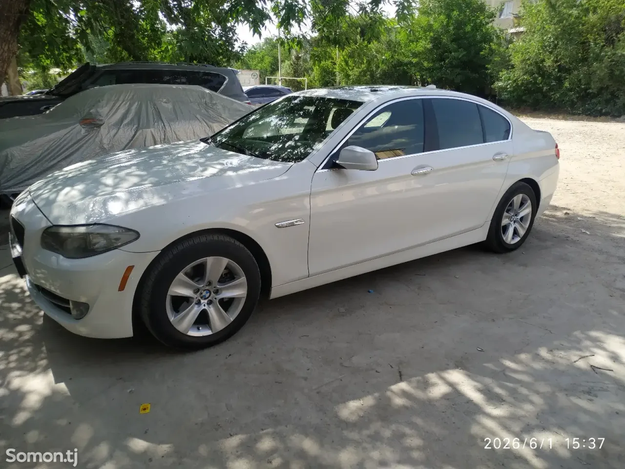 BMW 5 series 2013 · 2.0 AT
