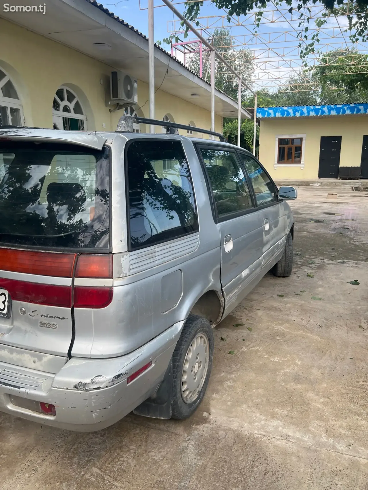 Hyundai Santamo 1996 · 1.6 MT