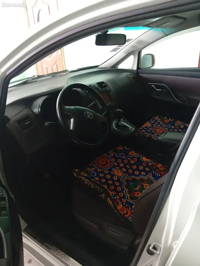 Toyota Mark X ZiO 2009 · 2.4 AT